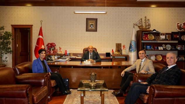 Emekli Komutanlar Taşköprü Belediyesi'ni Ziyaret Etti