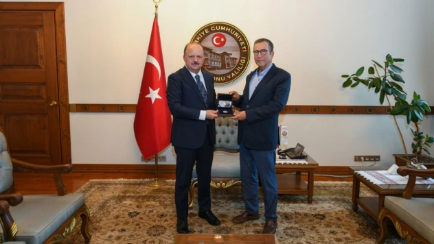 Enis Yeter'den, Vali Dallı'ya Ziyaret