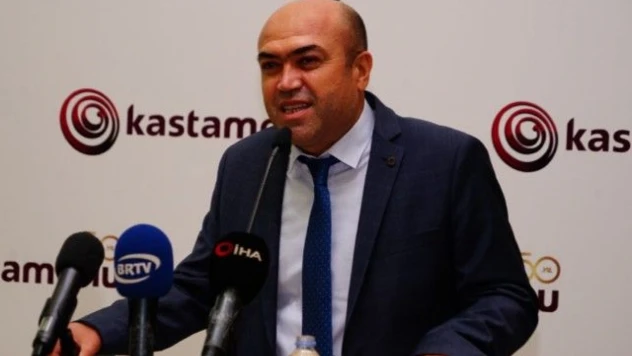 Enüs Koç ve Birkaç Yöneticinin İlişiği Kesildi