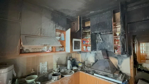Yangında Anne Ve 3 Çocuğu Dumandan Etkilendi