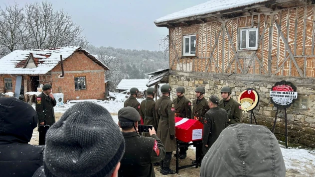 Ferdi Çatal Askeri Törenle Ebediyete Uğurlandı