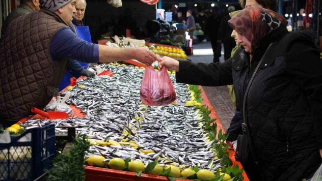 Hamsiye Talep Arttı: 'Son 10 Yıldır Böyle Güzel Hamsi Gelmedi'