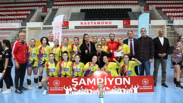 Gençler Hentbolda Şampiyonlar Belli Oldu