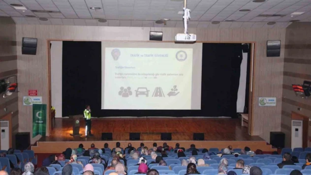 Gerede'de Polis Ekipleri Vatandaşları Ve Öğrencileri Bilgilendirdi