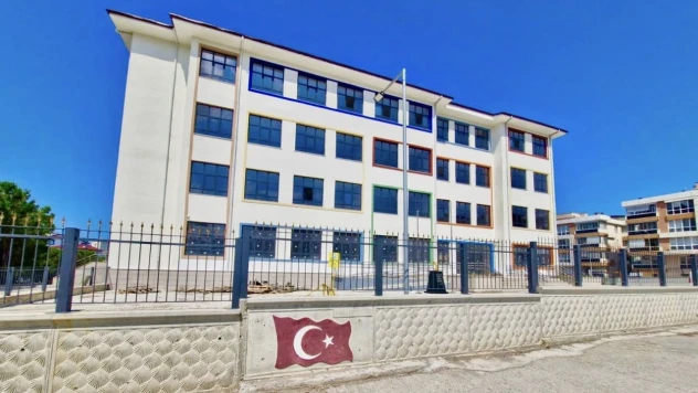 Gerze'de 24 Derslikli Okul Hizmete Giriyor