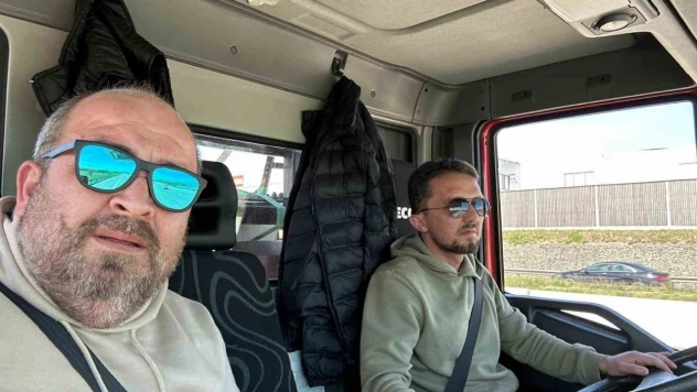 Gurbetçilerden Türkeli'ye İtfaiye Aracı