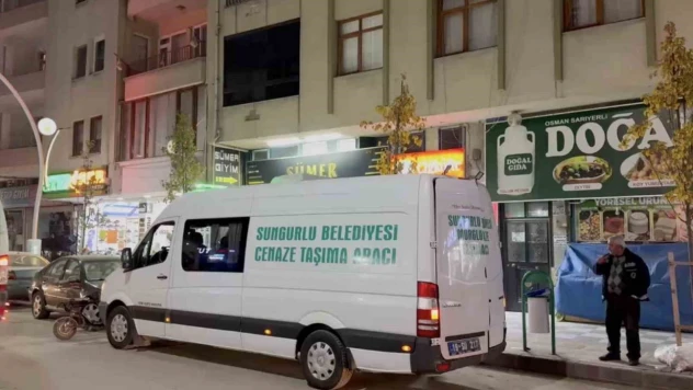 Evinde Ölü Bulundu