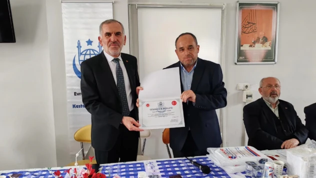 Hafızlara Teşekkür Belgesi Takdim Edildi