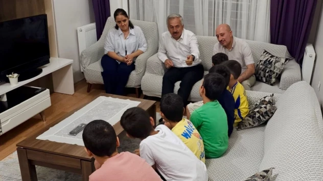 Harun Köksalan'dan Çocuk Evlerine Ziyaret
