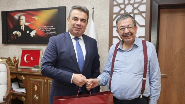 Hayati İnanç'tan Gümüş'e Ziyaret