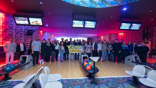 Hedef Yılın Yorgunluğunu Bowlingle Attı
