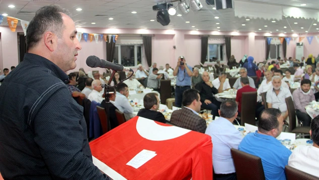 'Hemen birilerini darağacına germek doğru değil'