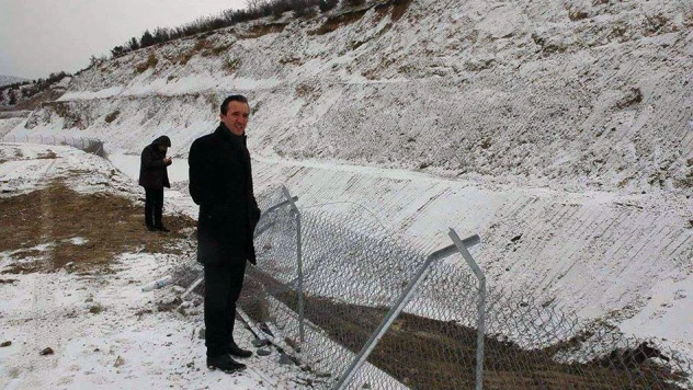 HES'te yaşanan heyelan tarım alanlarına zarar verdi