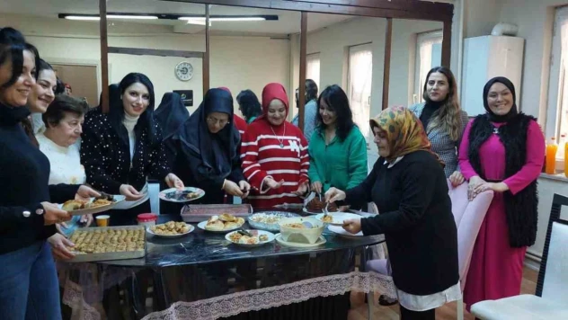 İnsanlık İçin Elden Ele Derneği 2 Yaşında