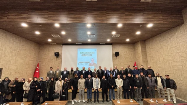 İslam Hukukunun Güncelliği Konferansı Düzenlendi