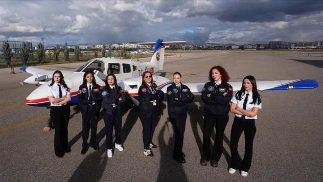 Kadın Pilotlar THK Üniversitesinde Yetişiyor