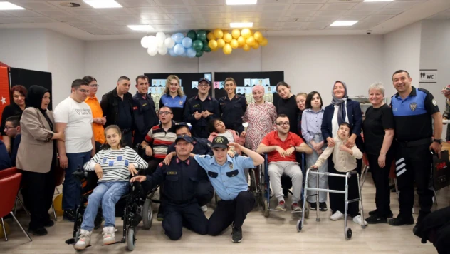 Kadın Polis Ve Jandarmaya 'Özel' Veda