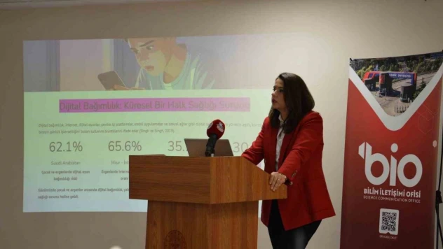 Karabük'te 'Dijital Nesil Ve Aile Dinamikleri' Semineri Düzenlendi