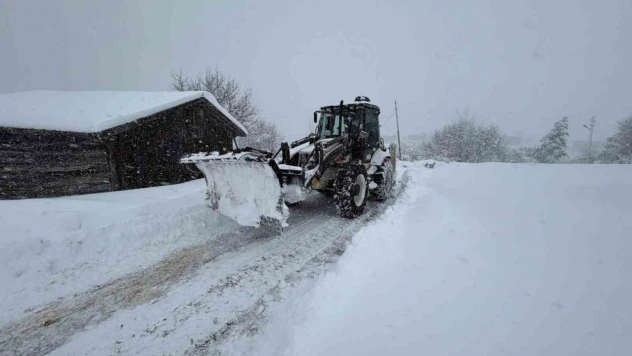 Karabük'te 30 Köy Yolu Ulaşıma Açıldı