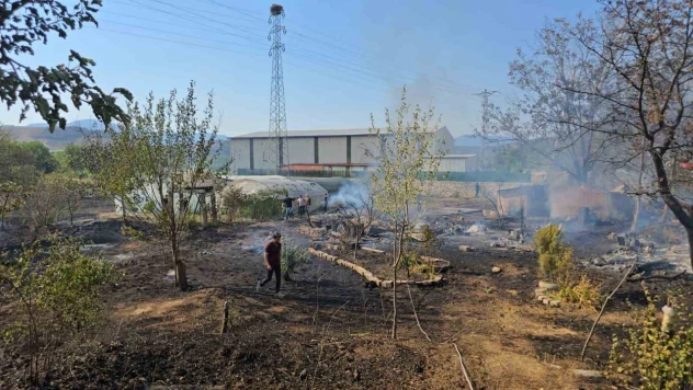 Karabük'te İkinci Yangın: Evler Ve Seralar Zarar Gördü