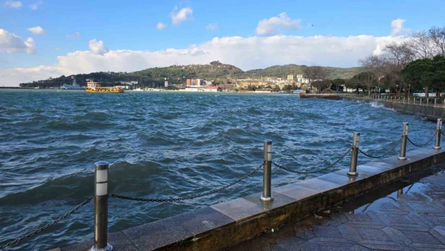 Karadeniz Ereğli'de Fırtına Etkili Oldu