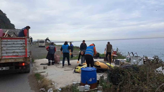 Karadeniz Ereğli'de Plajlar Bölgesindeki Kaçak Yapılan Kaldırıldı