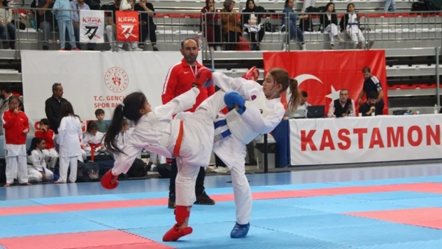 Karatede heyecan Kastamonu'da yaşandı