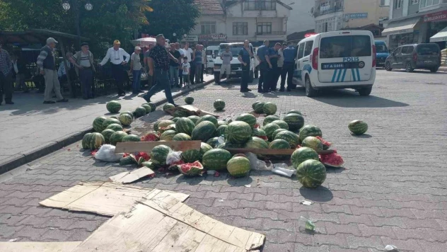 Karpuz Satışına İzin Verilmeyen Vatandaş Sinir Krizi Geçirdi