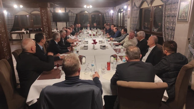 KAS-DER'den Belediye Başkanlarına Brifing