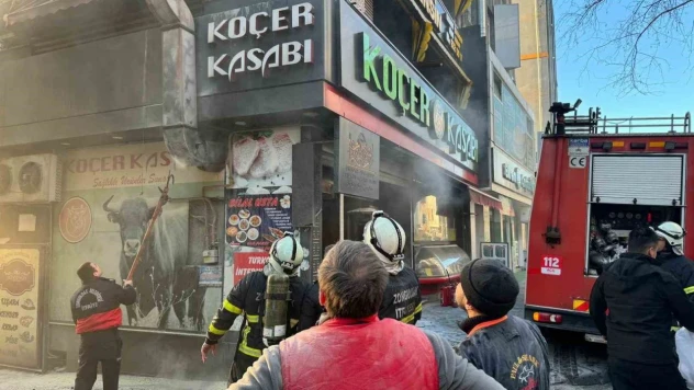 Kasabın Bacasından Çıkan Yangın Paniğe Neden Oldu