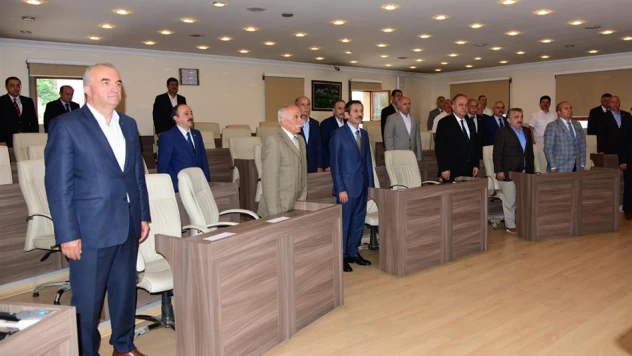 KASMİB Başkanlığı'na Vali Yıldırım seçildi