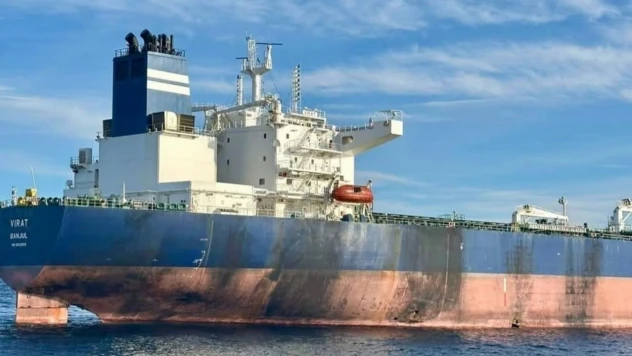 Kastamonu Açıklarında İsabet Alan 'Virat' İsimli Gemi Türkeli'ye Çekiliyor