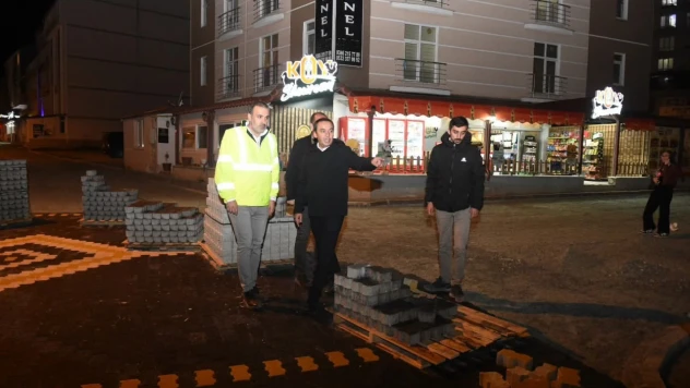 Kastamonu Belediye Başkanı Baltacı Gece Yapılan Yol Çalışmalarını İnceledi