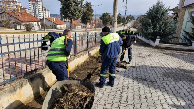 Kastamonu Belediyesi'nden Kent Genelinde Detaylı Temizlik Çalışması