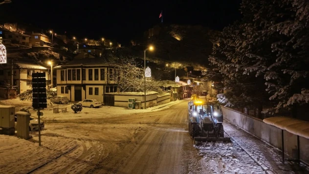 Kastamonu'da Karla Mücadele Gece Boyu Sürdü