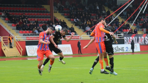 Kastamonu Gazi Stadı'nda Maç Sonucu: Kastamonuspor 2-1 İskenderunspor