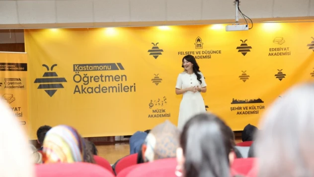Kastamonu Öğretmen Akademileri'nde 'Etkili İletişim' Eğitimi