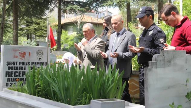 Kastamonu şehidi mezarı başında anıldı
