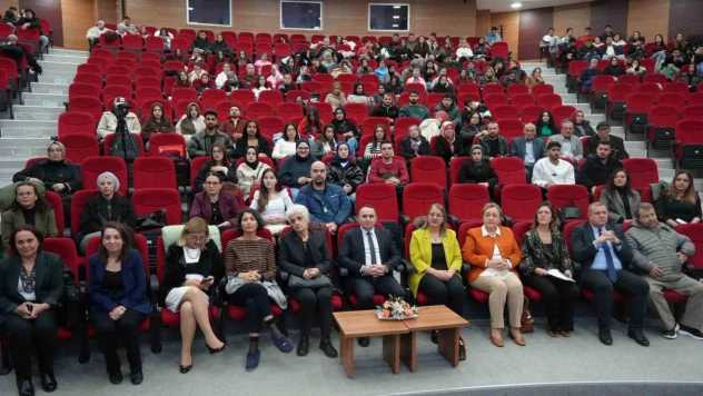 Kastamonu Üniversitesi'nde 'Sağlık Turizmi ve Kapsayıcı Sağlık Yaklaşımları' Masaya Yatırıldı