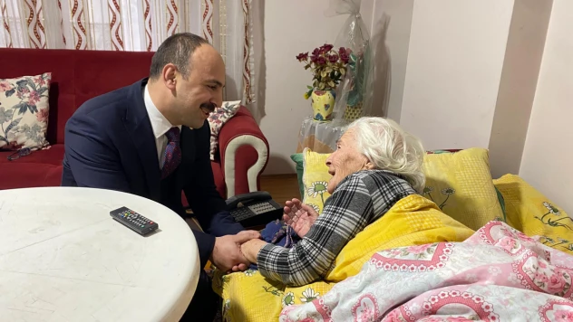 Kaymakam Şahin'den, 114 Yaşındaki Fatime Bilen'e Ziyaret