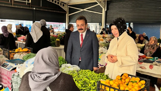 Kaymakam Ve Başkandan Pazar Ziyareti