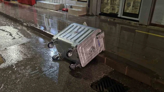 Kırıkkale Ve Çorum'da Yağmur Ve Kuvvetli Rüzgar Etkili Oldu