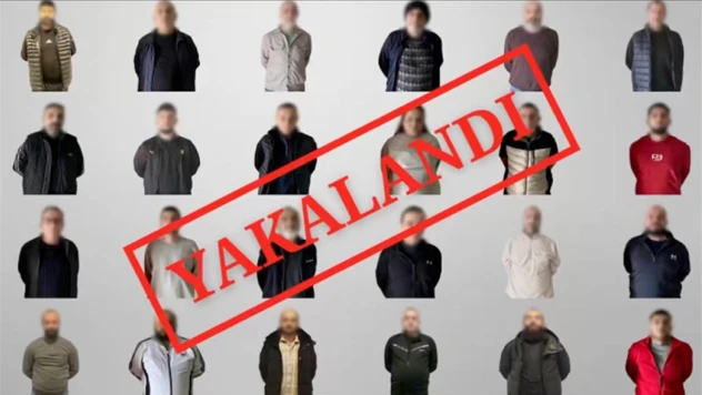 Kırmızı Bültenle Aranan 24 Suçlu Türkiye'ye Getirildi