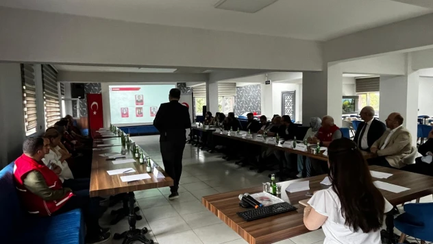 Kızılay'dan Bölgesel Bağış Kazanım Eğitimi