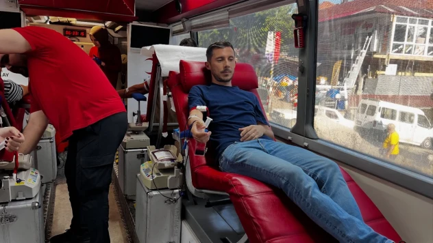 Kızılay Kan Bağışı Aracı Azdavay'da