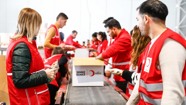 Kızılay Ramazan'da Milyonlara Ulaşıyor