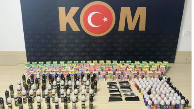 KOM'DAN operasyon: 4 gözaltı