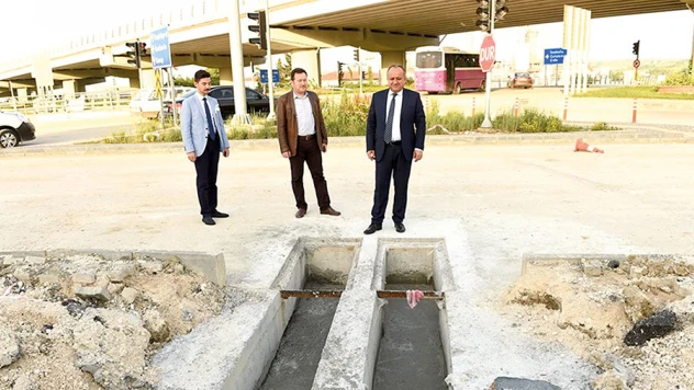 'Köprülü Kavşak'ın drenaj sorunu gideriliyor