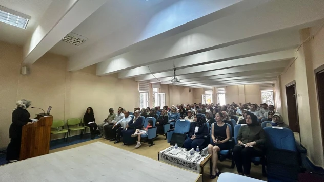 Koruyucu Aile Farkındalık Toplantısı Gerçekleştirildi