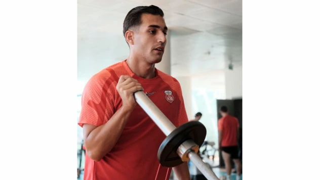 KSK, Fiziğini Güçlendiriyor